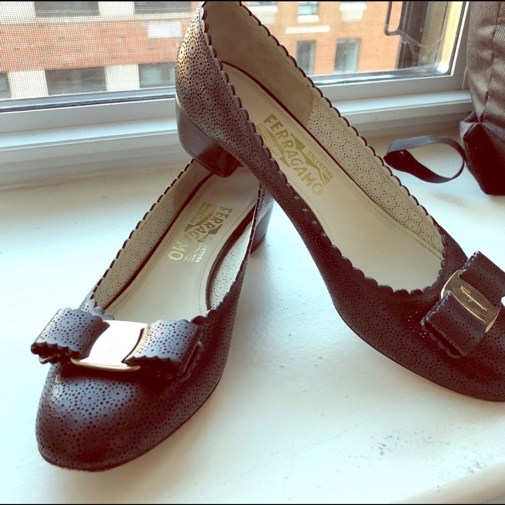 Almost new Salvatore ferragamo